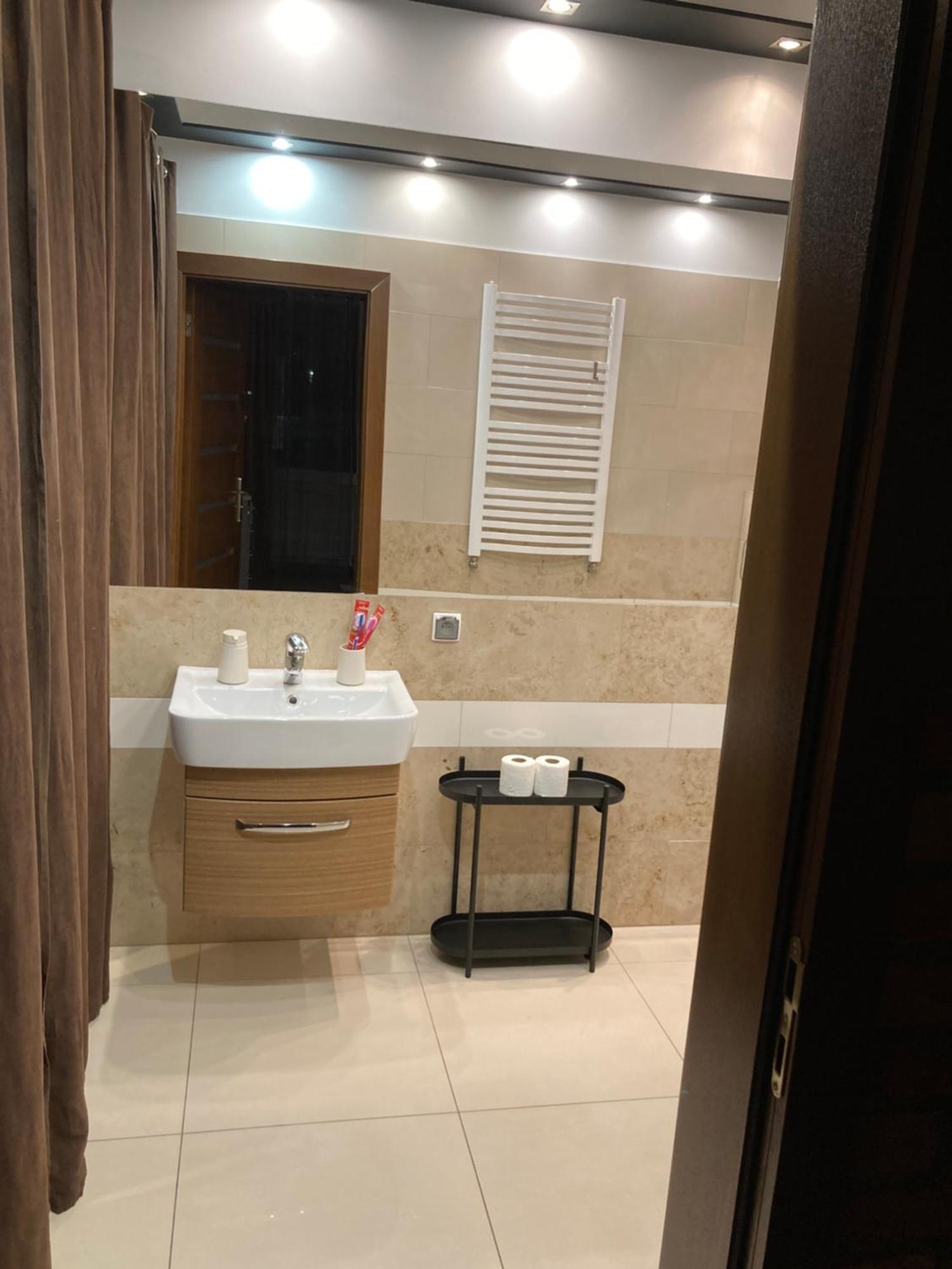 A4 Luxury Apartment 브로츠와프 외부 사진